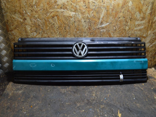 решетка радиатора Volkswagen Transporter T4 (1990 - 2003), 701853653