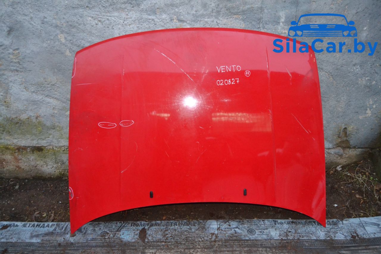 капот Volkswagen Vento 1 поколение 1995, седан - фото №1