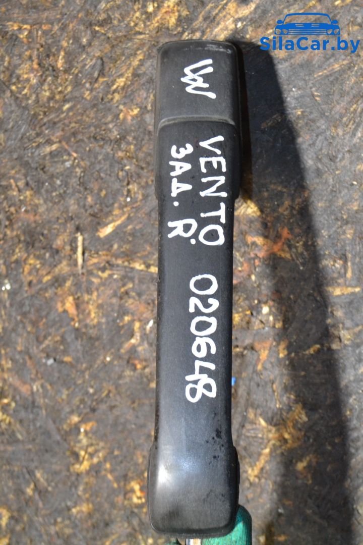 ручка наружная Volkswagen Vento 1 поколение 1995, седан - фото №1