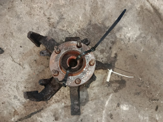 кулак Chrysler Voyager 3 поколение (1995 - 2001), 2.5 л., дизель