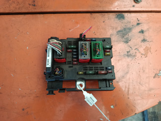 блок предохранителей Citroen C5 1 поколение (2000 - 2004), 9646405480