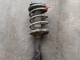 стойка передняя левая Hyundai Trajet 1 поколение [рестайлинг] (2004 - 2007), 2.0 л., дизель