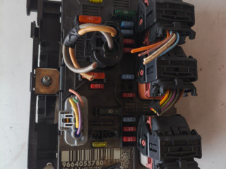 блок предохранителей Peugeot 308 T7 (2007 - 2011), 9664055780, 9664055780BSML11