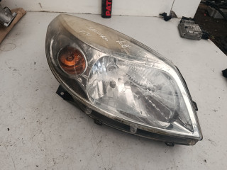 фара правая Renault Sandero 1 поколение (2009 - 2014), 8200733977