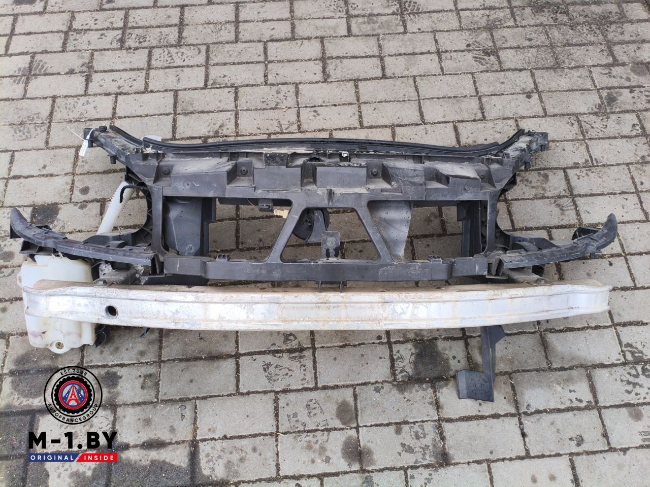 передняя панель крепления облицовки (телевизор) Renault Scenic 2 поколение (2003 - 2006), 8200140174 - фото №1