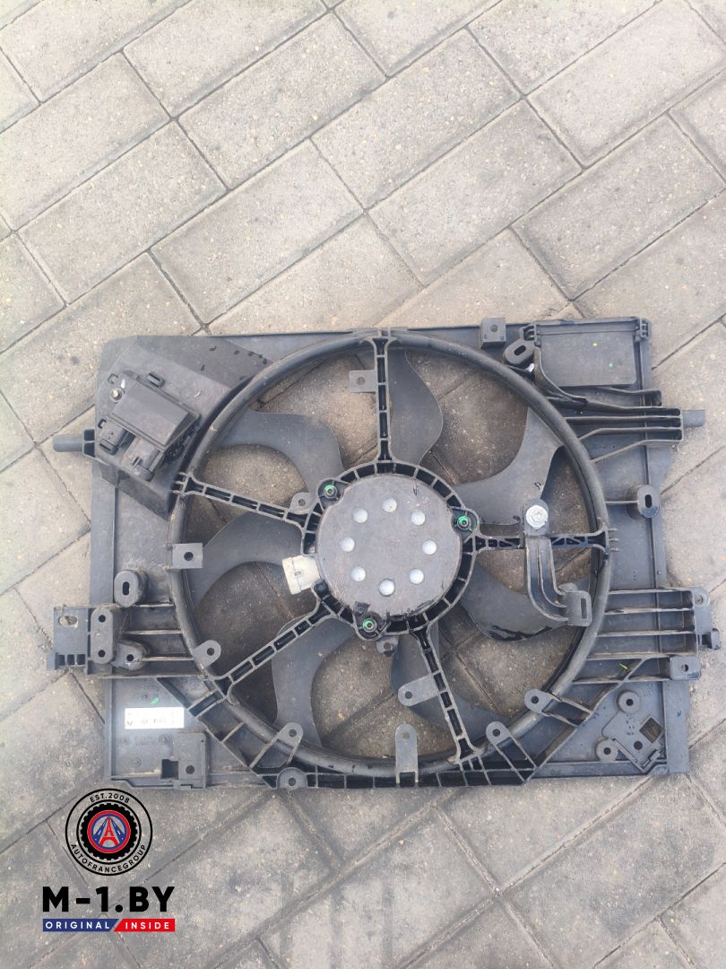 вентилятор радиатора Renault Clio 5 поколение (2019 - 2026), 214810411R - фото №1