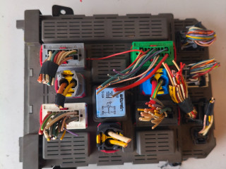 блок предохранителей Peugeot 607 1 поколение (2000 - 2004), 9651041580