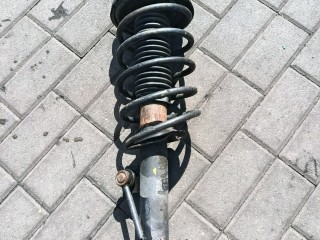 стойка передняя левая Peugeot 406 1 поколение [рестайлинг] (1999 - 2004), 1.9 л., дизель