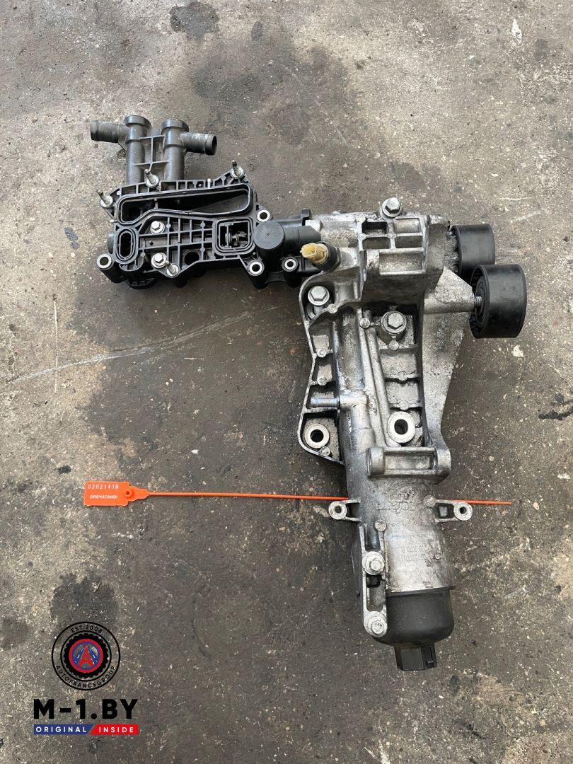 теплообменник масляного фильтра Mercedes-Benz C-Класс W205/S205/C205 (2014 - 2018), 1.6 л., дизель, A6261800011 - фото №1