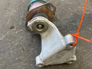 подушка крепления КПП Citroen C5 1 поколение (2000 - 2004), 9640952280