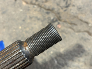 полуось передняя правая (приводной вал, ШРУС) Renault Megane 3 поколение (2008 - 2014), 1.5 л., дизель, 391006777R