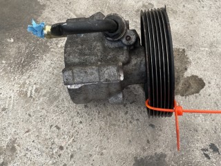 насос гидроусилителя руля Renault Laguna 2 поколение (2001 - 2005), 8200096704