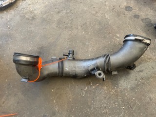патрубок турбины Mercedes-Benz C-Класс W205/S205/C205 (2014 - 2018), A6260900137