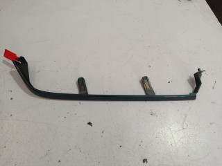 Накладка (ресничка) фары правая Citroen Xantia 1 поколение [рестайлинг] 2002