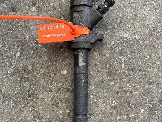 форсунка Citroen C4 1 поколение (2004 - 2008), 1.6 л., дизель, 0445110259