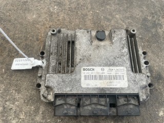 блок управления двигателем Renault Laguna 2 поколение (2001 - 2005), 1.9 л., дизель, 8200311539, 0281011723