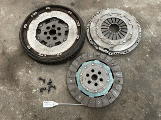 комплект сцепления Renault Megane 2 поколение (2002 - 2006), 1.5 л., дизель