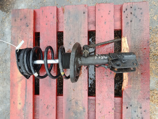 стойка передняя левая Renault Megane 3 поколение (2008 - 2014), 1.9 л., дизель