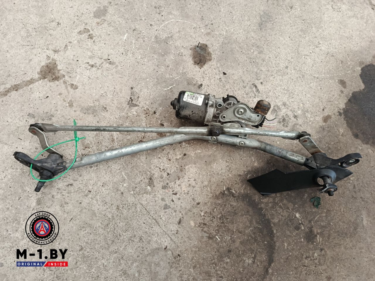 механизм стеклоочистителя (трапеция дворников) Renault Kangoo 2 поколение 2013, 8200409692D - фото №1