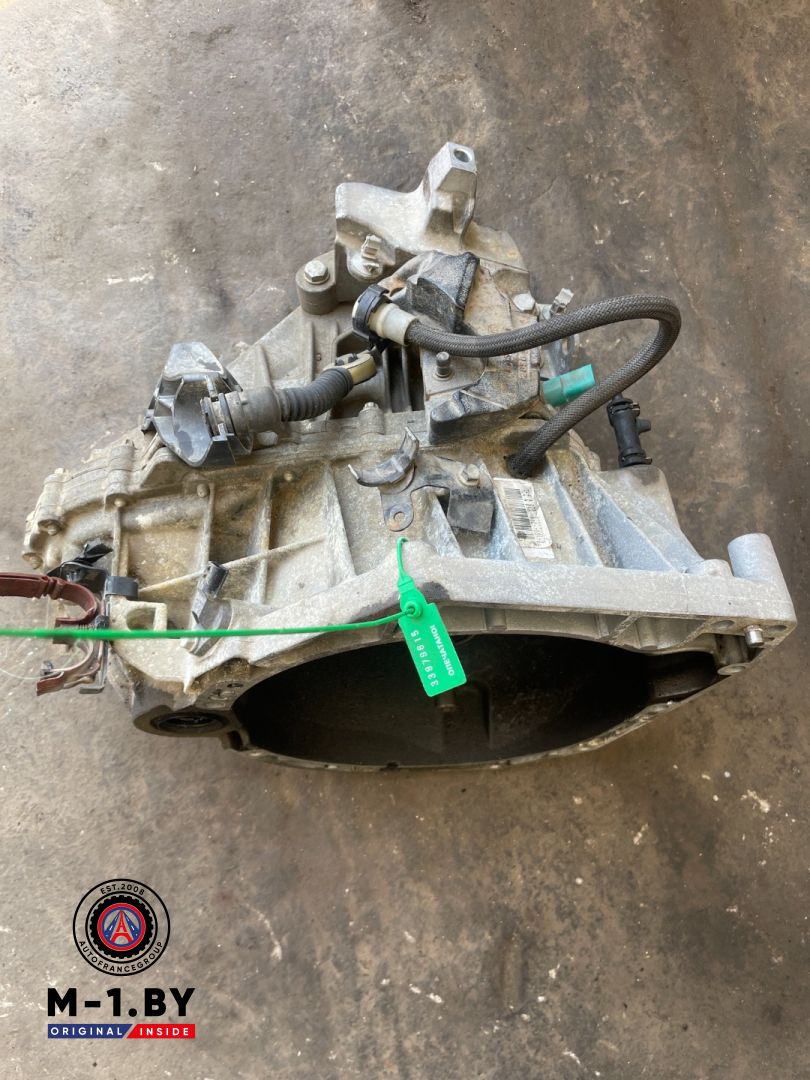 КПП механическая (МКПП) Renault Megane 3 поколение (2008 - 2014), 1.4 л., бензин, TL4A036, S028430, 7701700576 - фото №1