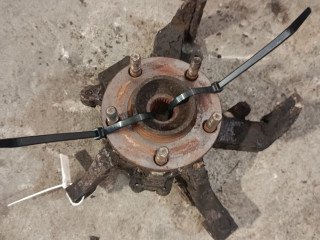 кулак поворотный левый Chrysler Voyager 3 поколение (1995 - 2001), 2.5 л., дизель