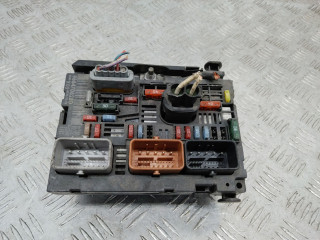 блок предохранителей Peugeot 308 T7 2008, 9664706280, R05