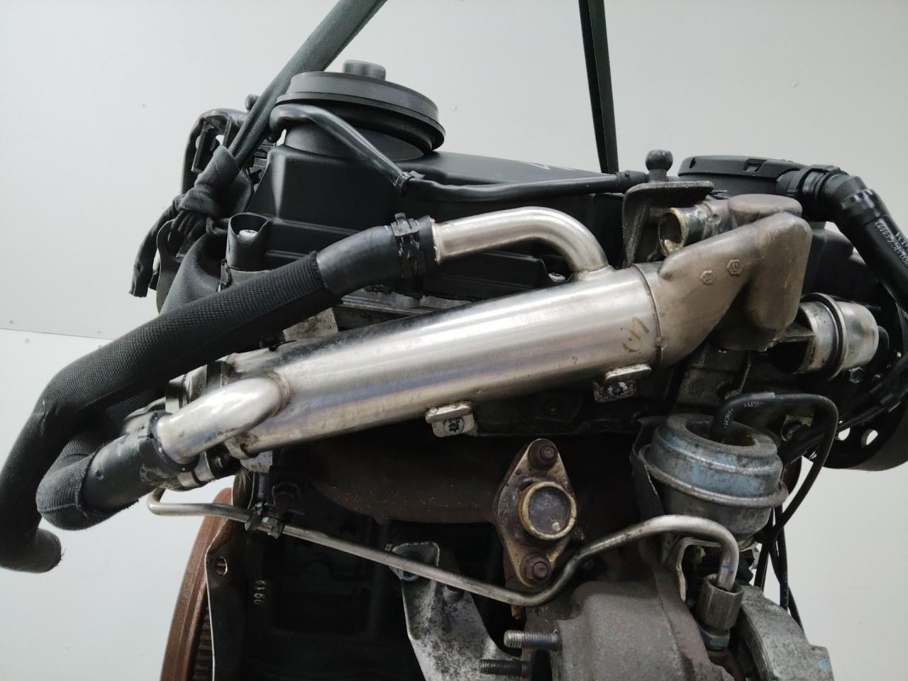 охладитель EGR / Радиатор EGR Audi A4 B7 2005, 2.0 л., BNA, дизель, вариатор - фото №1