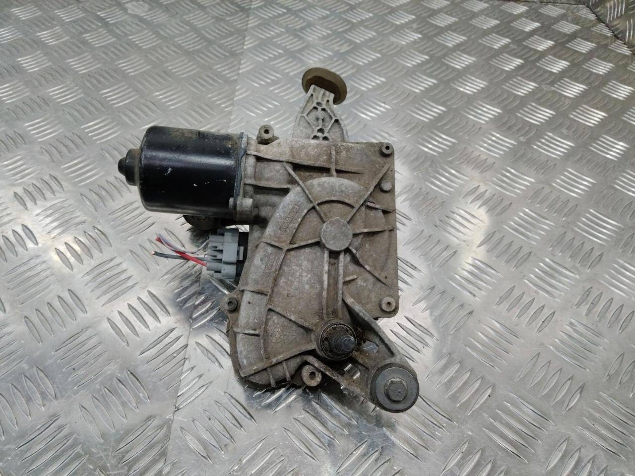 моторчик передних стеклоочистителей (дворников) Renault Scenic 3 поколение 2012, 288150001R, W000016591R - фото №1