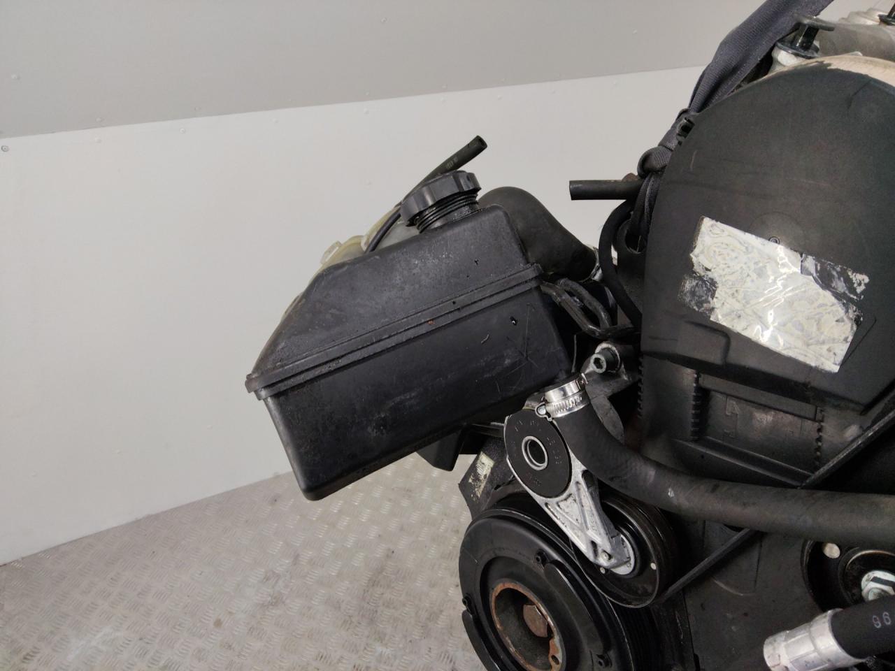 бачок гидроусилителя (в двигателе) Volvo V70 2 поколение 2000, 2.5 л., дизель, 9485464 - фото №1