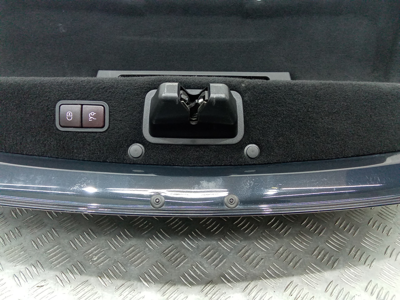 замок багажника Mercedes-Benz S-Класс W222/C217/A217 2015 - фото №1