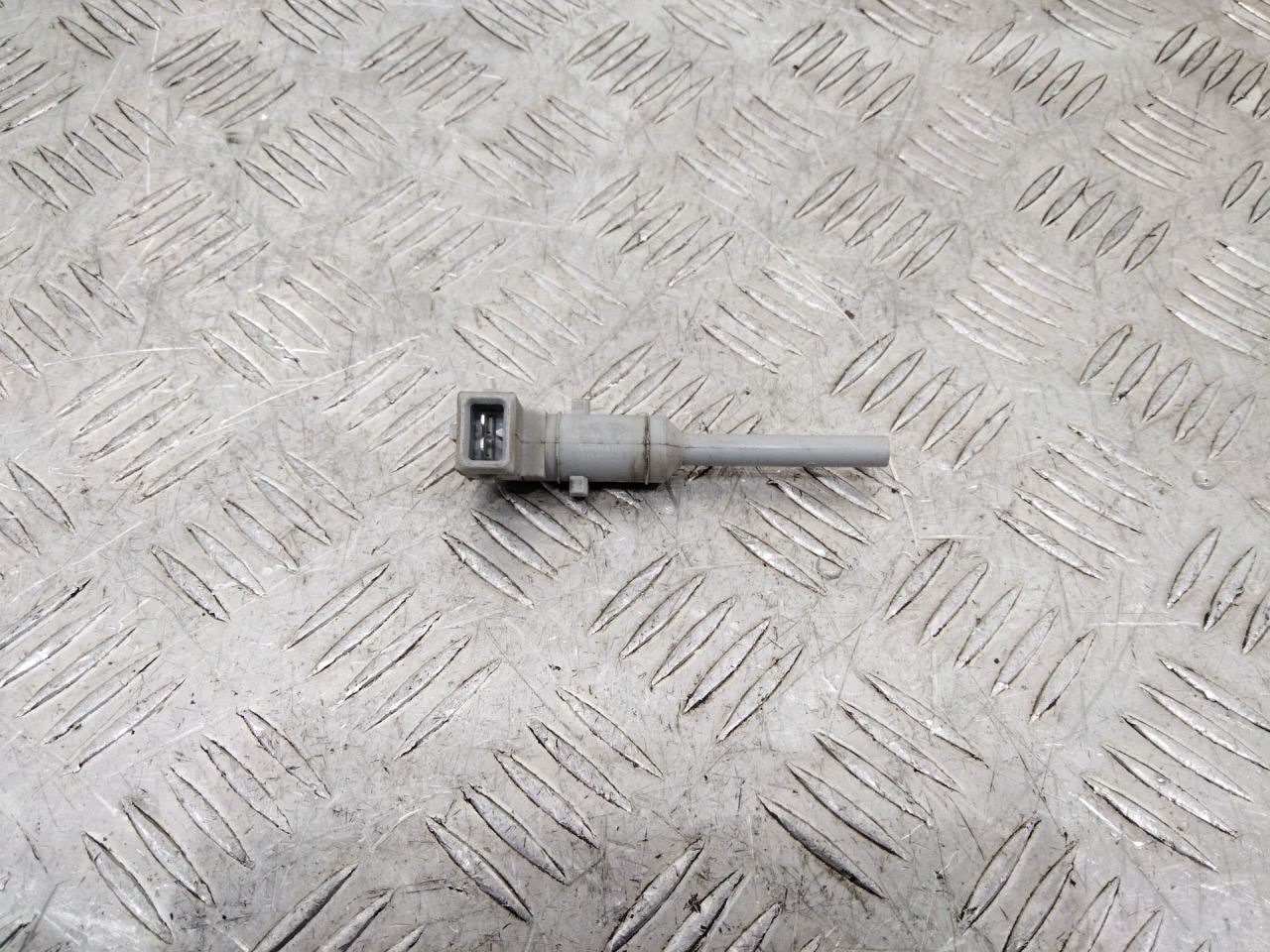 датчик уровня охлаждающей жидкости Mercedes-Benz Atego 1 поколение 2011, 444309103 - фото №1