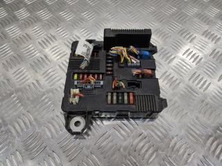 блок предохранителей Renault Megane 2 поколение 2003, 8200306032