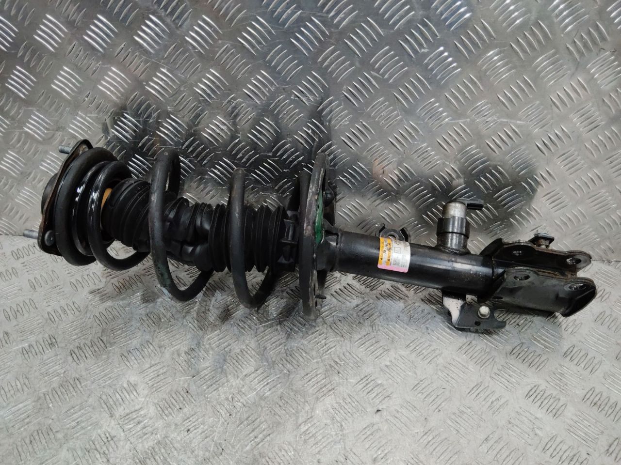 амортизатор передний левый Lexus RX 4 поколение 2019, 3.5 л., бензин, 4852048580 - фото №1