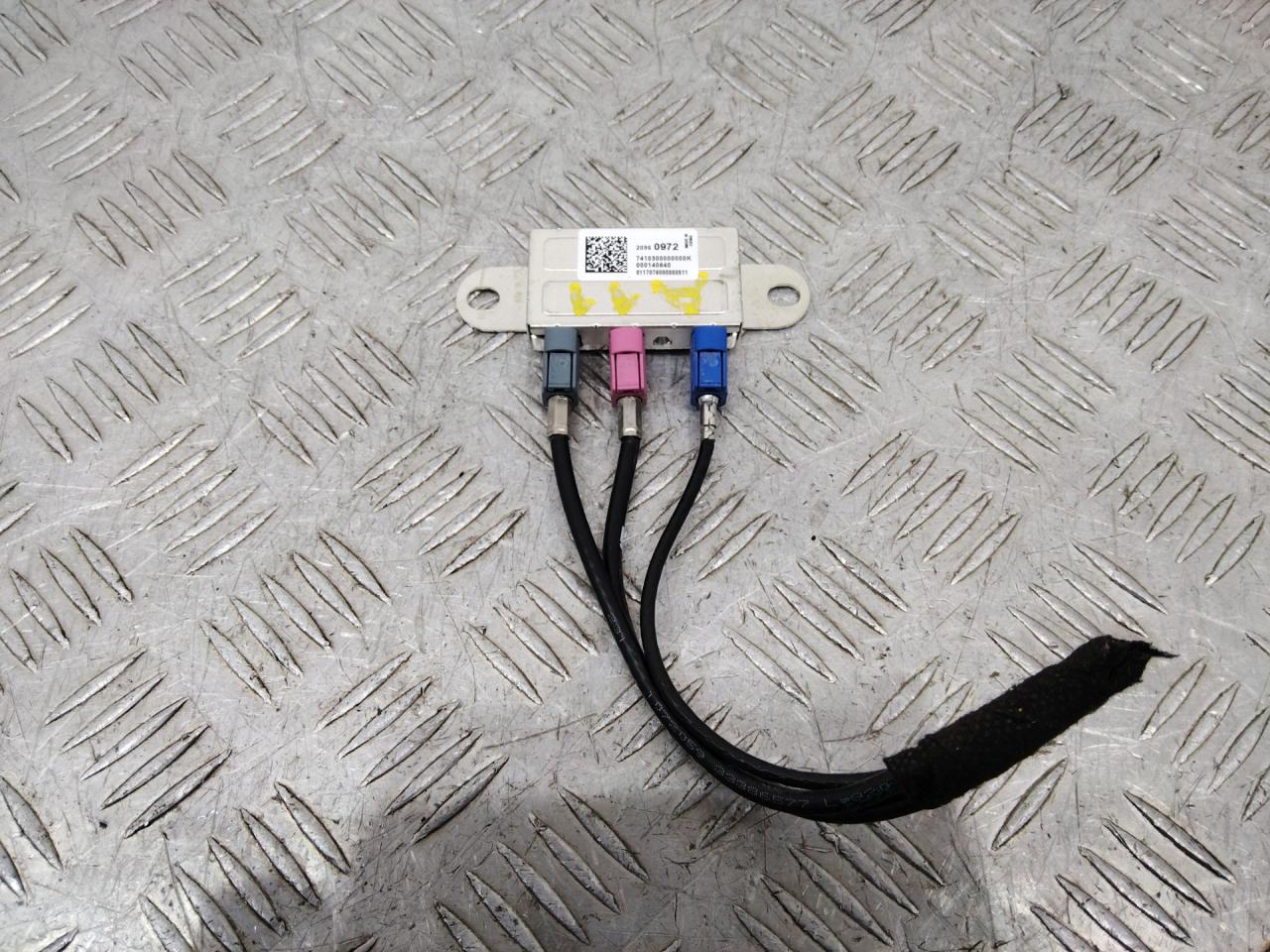 усилитель антенны Opel Insignia 2 поколение (B) 2017, хетчбэк 5 дв., 20960972 - фото №1