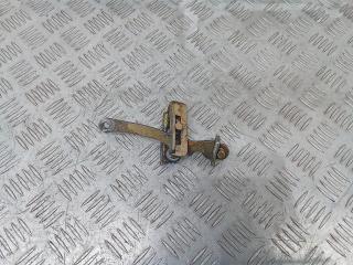 ограничитель открывания двери MAN 24 1996