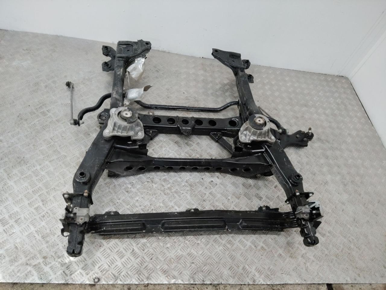 балка подвески передняя (подрамник) Mercedes-Benz Vito W447 2017 - фото №1