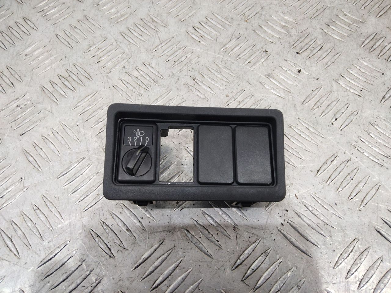 переключатель света Nissan Cabstar F24 2015, 68485MB40A - фото №1