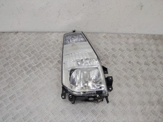 фара правая Nissan Cabstar F24 2015, 26010LC60A