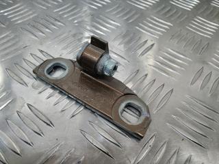 петля двери Volvo XC60 1 поколение 2011, A046572