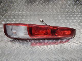 фонарь задний правый Nissan X-Trail T30 2004