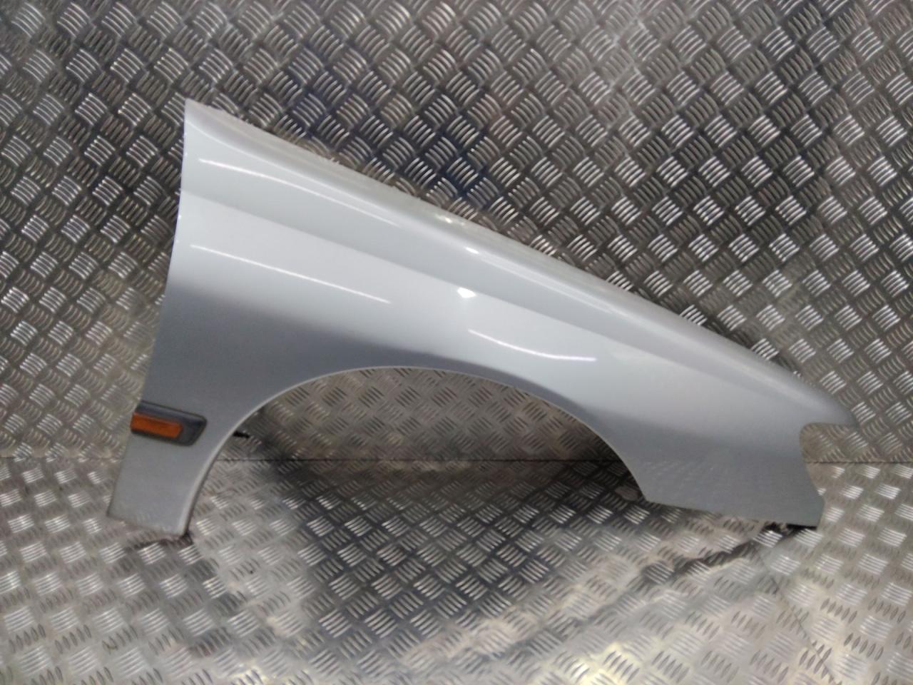 крыло переднее правое Peugeot 406 1 поколение 1998 - фото №1