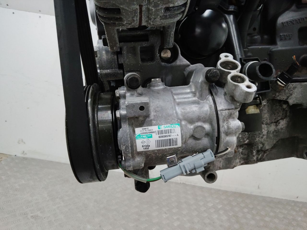 компрессор кондиционера Renault Clio 3 поколение 2006, 1.6 л., K4M 801, бензин, 8200365787 - фото №1