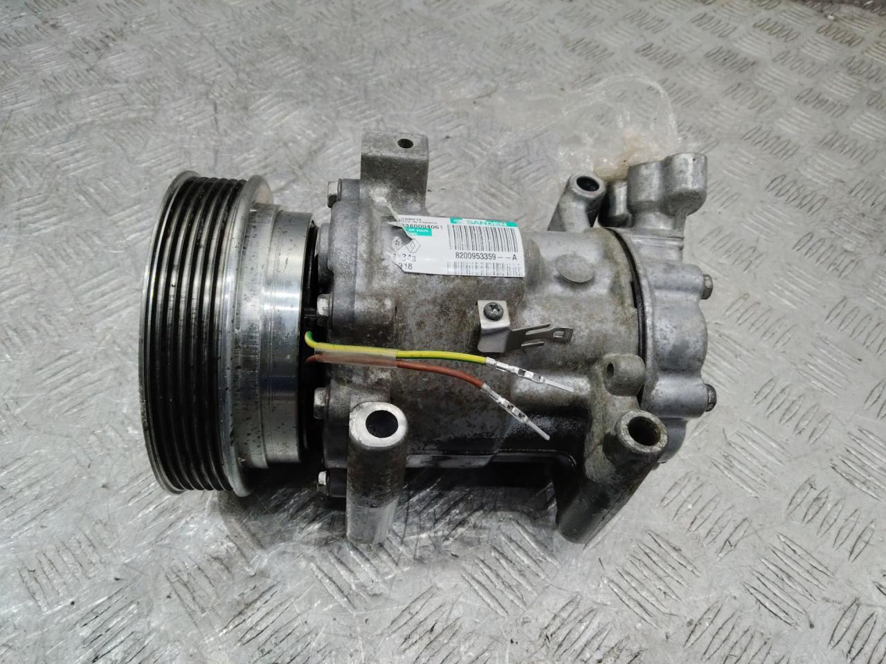 компрессор кондиционера Renault Kangoo 2 поколение 2013, 1.5 л., K9K 608, дизель, 8200953359 - фото №1