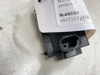 клапан управления турбиной (актуатор) Mercedes-Benz C-Класс W203/S203/CL203 [рестайлинг] 2004, 2.2 л., дизель, A0071531428 - фото №3