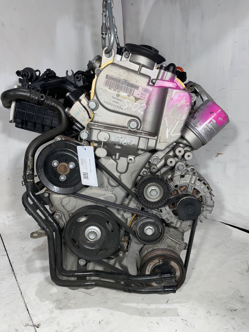 двигатель Skoda Yeti 1 поколение 2011, 1.4 л., CAXA, бензин, АКПП, внедорожник 5 дв., CAX, CAXA - фото №1