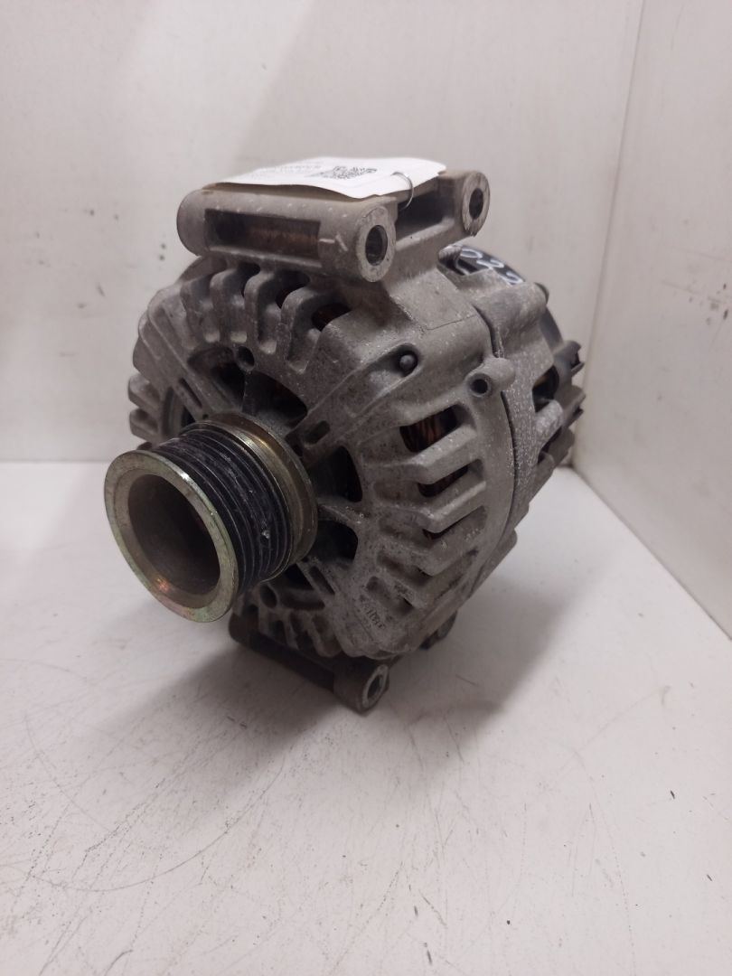 генератор Mercedes-Benz M-Класс W166 2015, 3.0 л., M 276.821, бензин, A0009061722, 0009061722 - фото №1