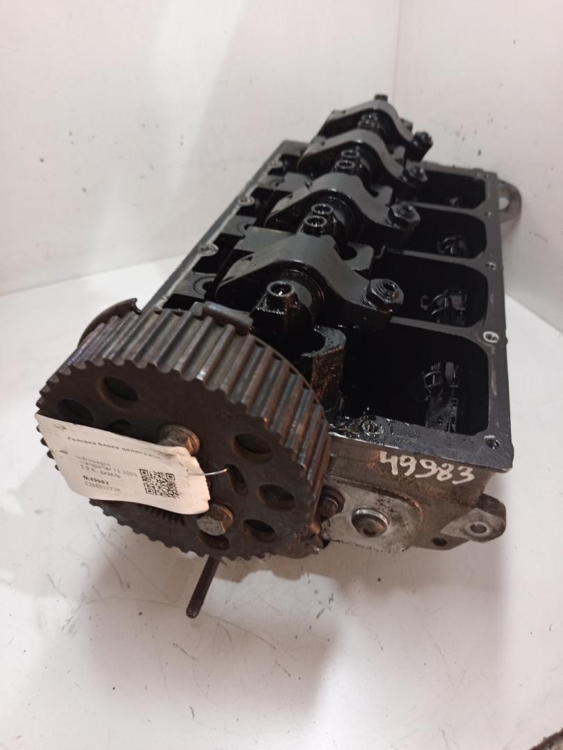 головка блока цилиндров Volkswagen Transporter T5 2006, 1.9 л., дизель, 038103373R - фото №1