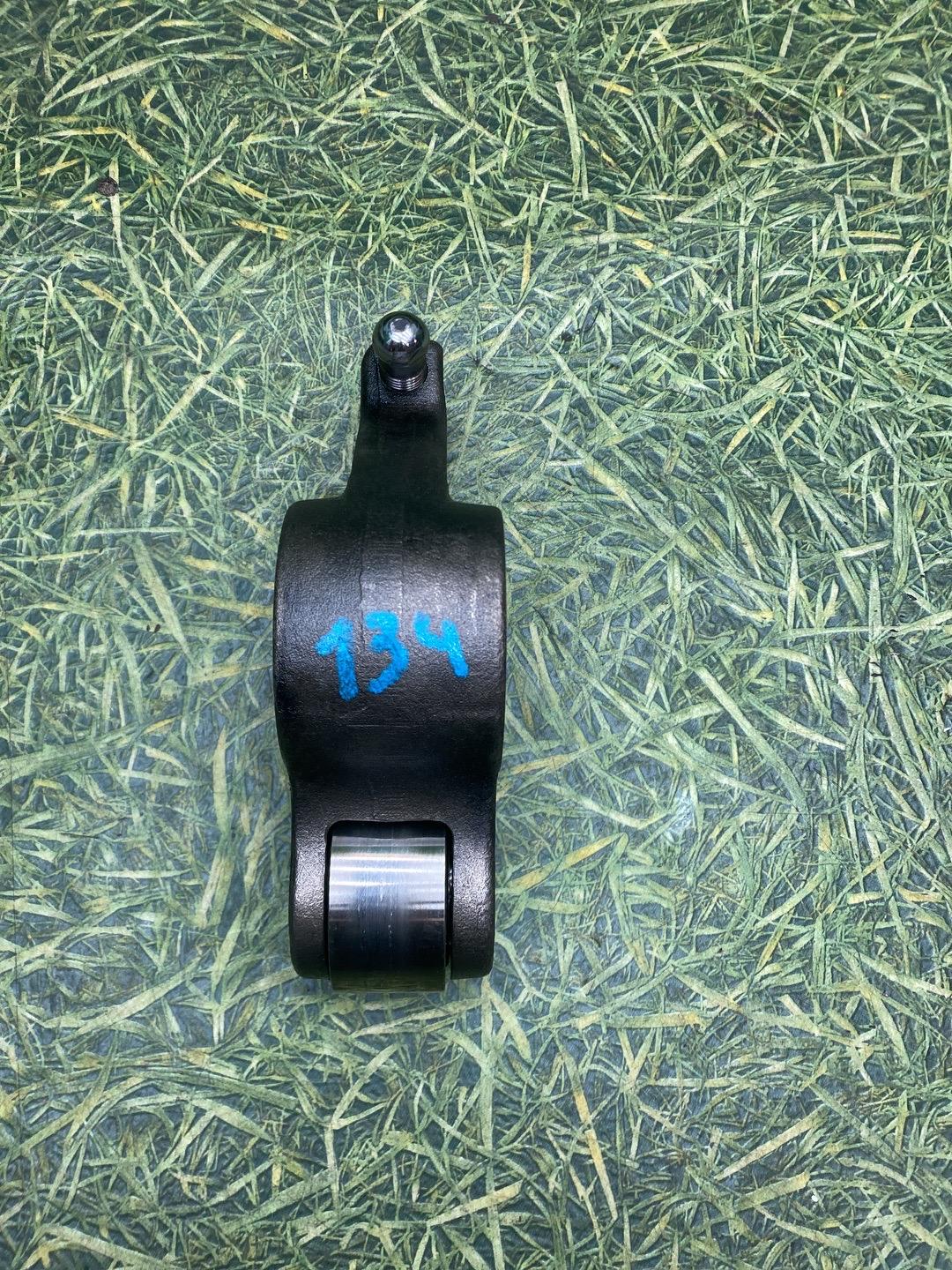 Коромысло форсунки Volvo FH 2003 20738748