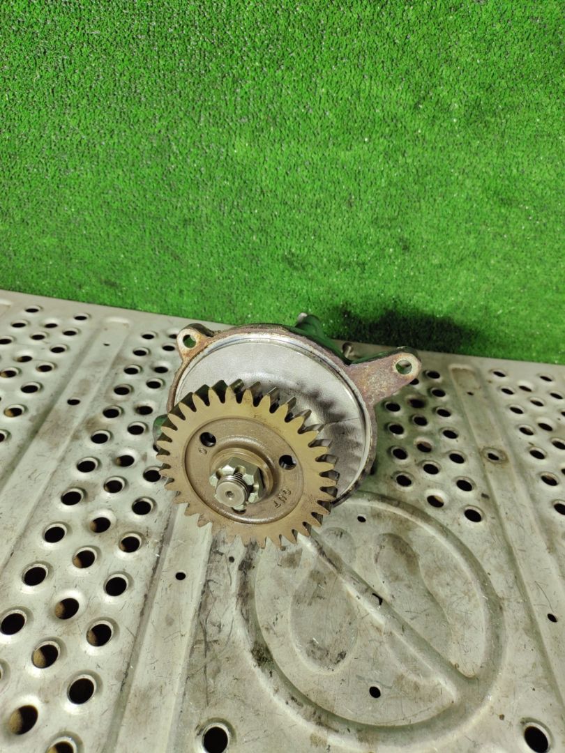 насос гидроусилителя руля Volvo FM 3 поколение 2015, 10.8 л., D11K410, дизель, АКПП, 21186656 - фото №1