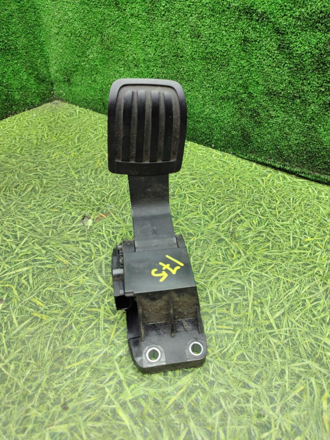 Педаль газа DAF XF 106 2018 1860241